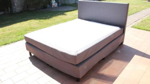 Bed Boxpring grijs met matras emma one, Huis en Inrichting, Slaapkamer | Boxsprings, Zo goed als nieuw, Grijs, Ophalen