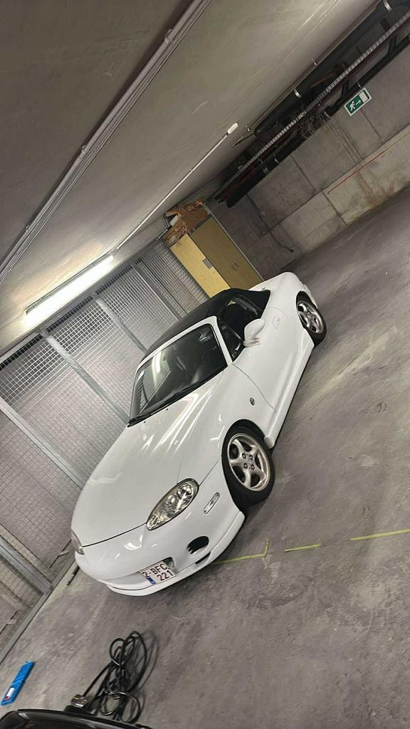 Mazda mx-5 NBFL 2003, Autos, Mazda, Particulier, MX-5, ABS, Apple Carplay, Bluetooth, Verrouillage central, Vitres électriques