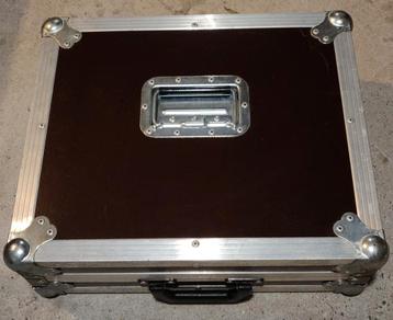 Flightcase 42,5 x 34,5 x 10 cm beschikbaar voor biedingen