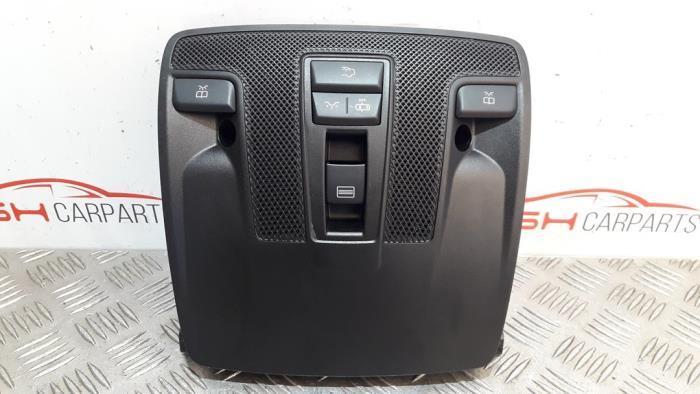 Binnenverlichting voor van een Mercedes CLA, Auto-onderdelen, Verlichting, Mercedes-Benz, Gebruikt, 3 maanden garantie, Ophalen of Verzenden