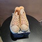 Nieuwe roze glitter sneakers met konijnenorden maat 38, Ophalen of Verzenden, Nieuw, Roze, Sneakers