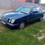 te koop : Mercedes E220 cdi (IMPORT), Auto's, 4 deurs, Blauw, Bruin, Particulier