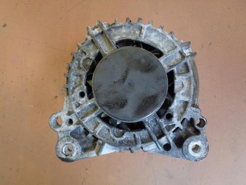 Dynamo van een Volkswagen Passat, Auto-onderdelen, Motor en Toebehoren, Volkswagen, Gebruikt, 3 maanden garantie, Ophalen of Verzenden