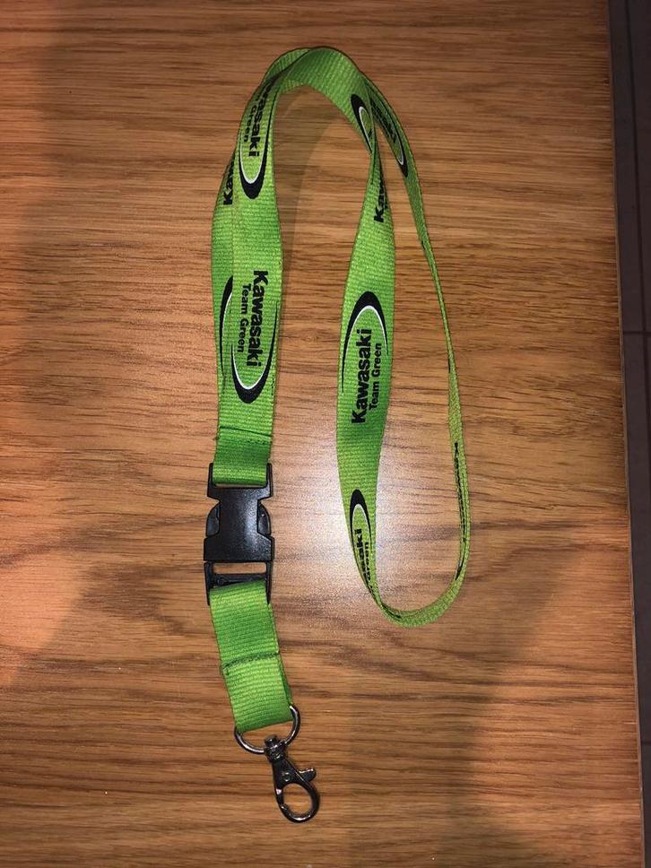 Kawasaki - vert d'équipe - lanière d'origine, Collections, Porte-clés, Comme neuf, Enlèvement ou Envoi