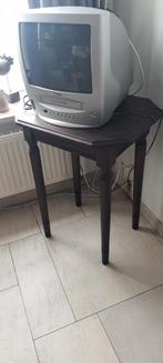 Pied de stalle, bijzettafeltje, Ophalen