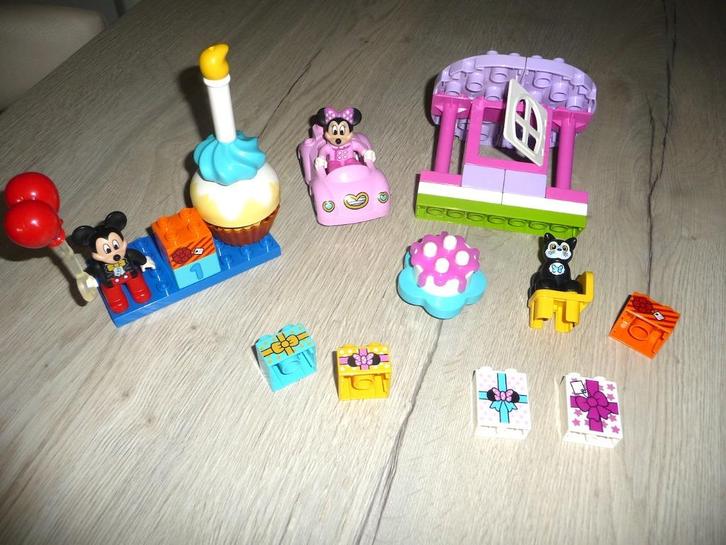 DUPLO Minnie’s verjaardag feest set, Kinderen en Baby's, Speelgoed | Duplo en Lego, Zo goed als nieuw, Duplo, Ophalen of Verzenden