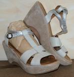 CIAO RAGAZZI strappy sandalen met sleehak M40 .., Kleding | Dames, CIAO RAGAZZI, Zo goed als nieuw, Grijs, Sandalen of Muiltjes