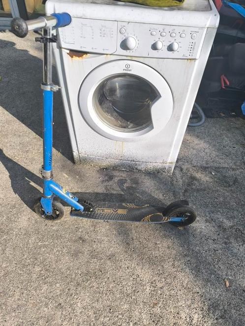 MOV kinderscooter — voor onderdelen of reparatie, Kinderen en Baby's, Speelgoed | Buiten | Speeltoestellen, Gebruikt, Ophalen of Verzenden