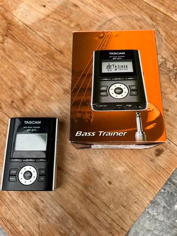 Tascam MP BT-1 mp3 bass trainer beschikbaar voor biedingen