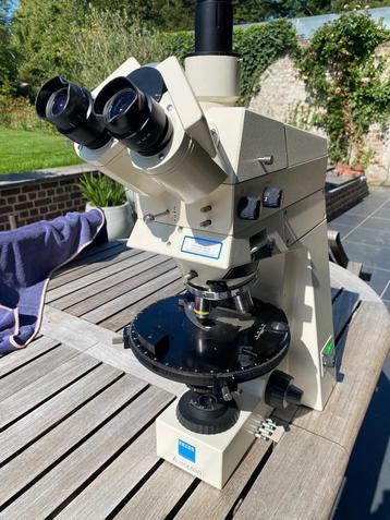 Microscope beschikbaar voor biedingen