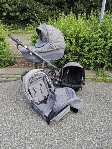 Mooie 3 in 1 buggy beschikbaar voor biedingen