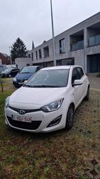 Hyundai i20 v 2013, Auto's, Hyundai, Voorwielaandrijving, Euro 5, Stof, Zwart