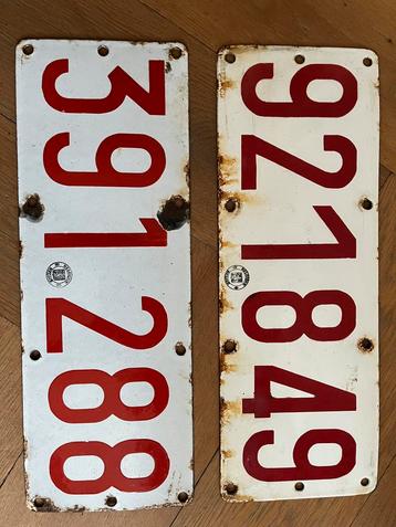 2 belgische emaille nummerplaten beschikbaar voor biedingen