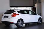 Ford Focus 1.0 EcoBoost ECOnetic Tech. Titanium (bj 2014), Auto's, Focus, Stof, Gebruikt, Wit