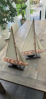 Twee modelbouw schepen, Hobby en Vrije tijd, Ophalen, Zo goed als nieuw