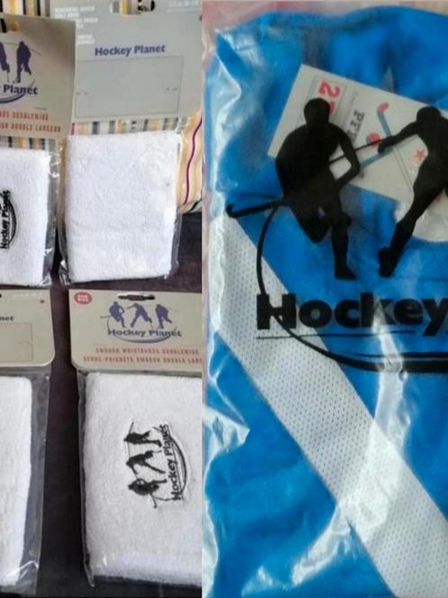 ✓NIEUWE 70 toebehor & kleding HOCKEY PLANET, Sport en Fitness, Hockey, Nieuw, Kleding, Ophalen