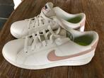 Sneakers Nike maat 39, Kleding | Dames, Schoenen, Ophalen, Wit, Nike, Zo goed als nieuw