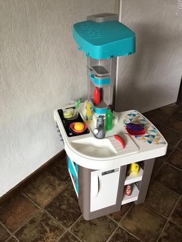 Speelkeukentje . beschikbaar voor biedingen