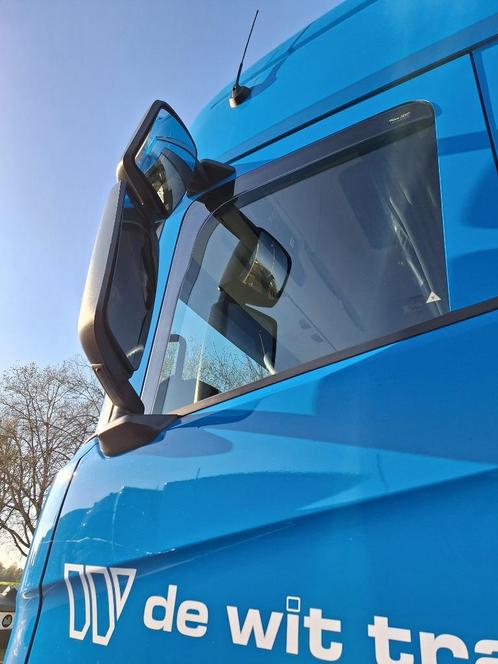 Scania R windgeleiders raamspoilers zijwindschermen next gen, Auto-onderdelen, Vrachtwagen-onderdelen, Scania, Ruiten en Accessoires