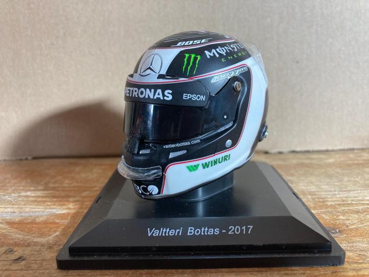 Valtteri Bottas 1:5 2017 helm Mercedes W08 F1 helmet 1/5, Verzamelen, Automerken, Motoren en Formule 1, Nieuw, Formule 1, Ophalen of Verzenden