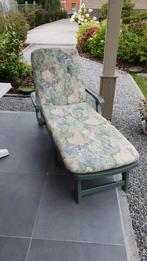lange tuinstoel met kussen, Tuin en Terras, Ophalen, Zo goed als nieuw