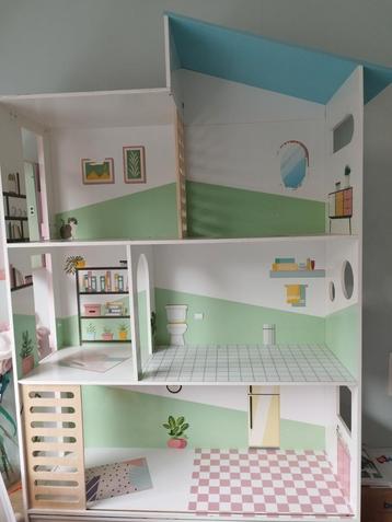 Barbiehuis met meubels en poppen