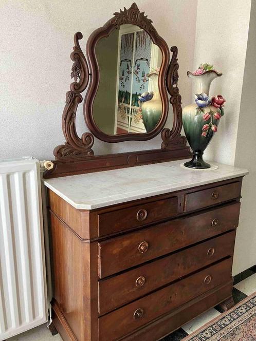 Antieke commode met wit marmer blad en spiegel, Antiek en Kunst, Antiek | Meubels | Kasten, Ophalen