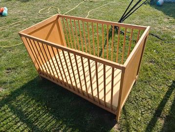 Kinderbed / ledikant 120 x 60 cm incl matras  beschikbaar voor biedingen