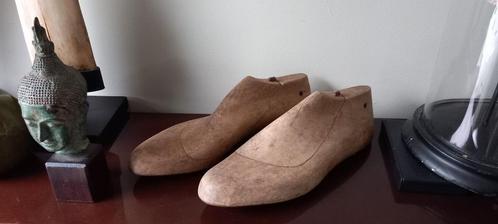 Paar oude schoenspanners in de vorm van klompen 40, Antiek en Kunst, Curiosa en Brocante, Ophalen of Verzenden