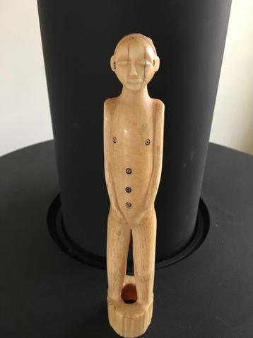statuette beschikbaar voor biedingen