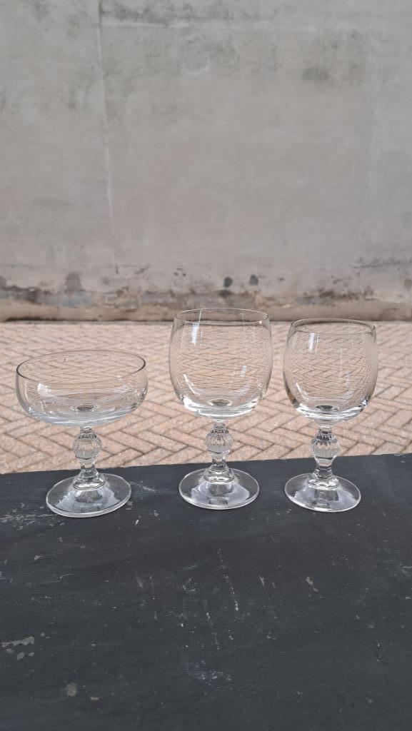 Kristal glazen/ champagne coupes, Antiek en Kunst, Antiek | Glaswerk en Kristal, Ophalen