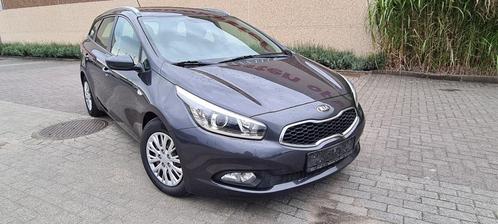 Kia ceed 2015/ EXPORT, Autos, Kia, Entreprise, Achat, (Pro) Cee d, ABS, Phares directionnels, Airbags, Air conditionné, Alarme