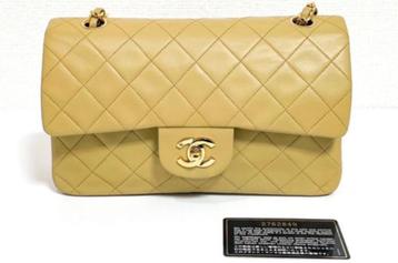 Chanel Classic Flap Bag in nude kleur, verguld met 24K goud beschikbaar voor biedingen