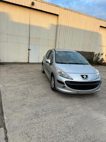 Peugeot 207 1.4 benzine Bj 2007 161000km beschikbaar voor biedingen