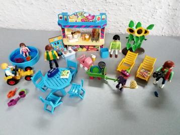 Playmobil snoepkraam met terras en zwembad beschikbaar voor biedingen