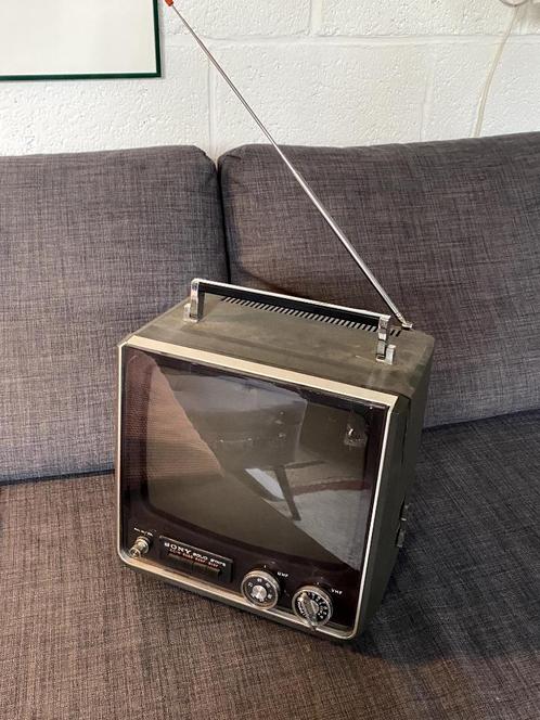 SONY solid state téléviseur portable / deco vintage, Antiquités & Art, Antiquités | TV & Hi-Fi, Enlèvement ou Envoi