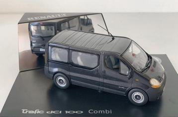 Renault Trafic  DCI 100 Combi schaalmodel beschikbaar voor biedingen