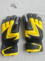 Reusch Keeperhandschoenen maat 10 Fingersave, Sport en Fitness, Voetbal, Ophalen of Verzenden, Zo goed als nieuw