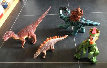 grote speelgoed dino’s 4 stuks beschikbaar voor biedingen