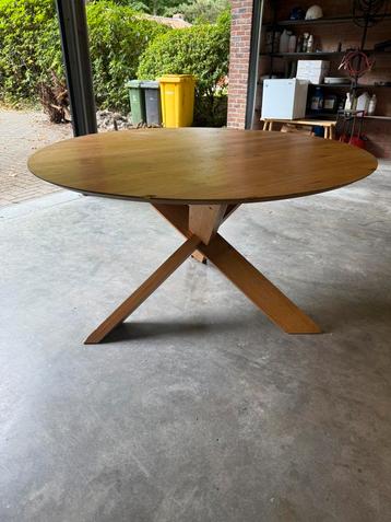 Ethnicraft circle tafel beschadigd, Enlèvement