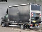 Iveco Daily 35S18 3.0L 180PK Automaat Schuifzeilen Laadklep, Auto's, Automaat, Stof, Euro 6, 4 cilinders