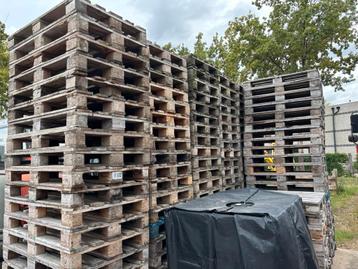 Partij van 130 europaletten europallet europalletten beschikbaar voor biedingen