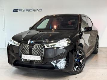 BMW iX 40 Sport *LASER*PANO*TOWHOOK** beschikbaar voor biedingen