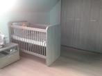 Kinderslaapkamer (bed+matras+lattenbodem/3-deurskast/nachttf, Ophalen, Gebruikt, Matras
