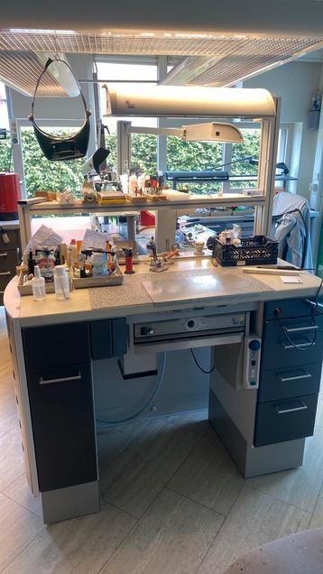 tandtechniek beschikbaar voor biedingen