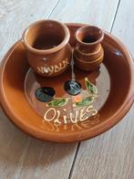 Schaaltje voor olijven

(In nieuwstaat), Antiek en Kunst, Antiek | Keramiek en Aardewerk, Ophalen of Verzenden