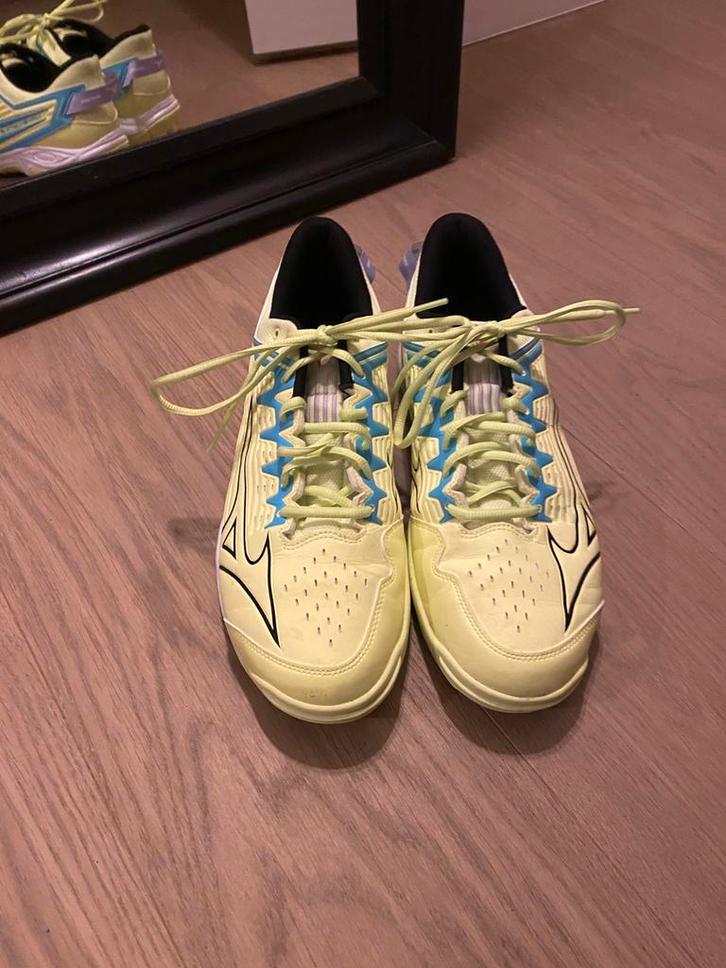 Mizuno Wave Lynx 2 Hockeyschoenen – maat 43 –, Sport en Fitness, Hockey, Zo goed als nieuw, Schoenen, Ophalen of Verzenden