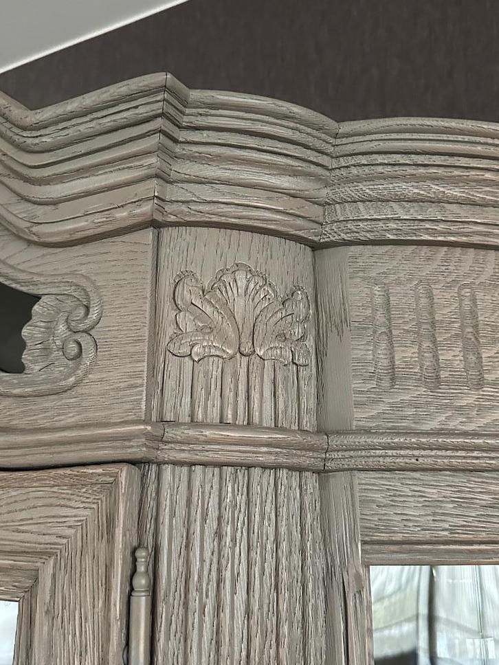 Vitrinekast in massieve eik., Huis en Inrichting, Kasten | Vitrinekasten, Zo goed als nieuw, 200 cm of meer, 100 tot 150 cm, 25 tot 50 cm