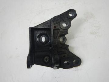 Range Rover Evoque L551 Motorsteun L8D26P096AA beschikbaar voor biedingen