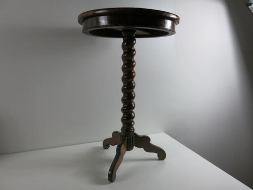 Antiek houten wijntafeltje /bijzettafel, Antiek en Kunst, Antiek | Meubels | Tafels, Ophalen of Verzenden